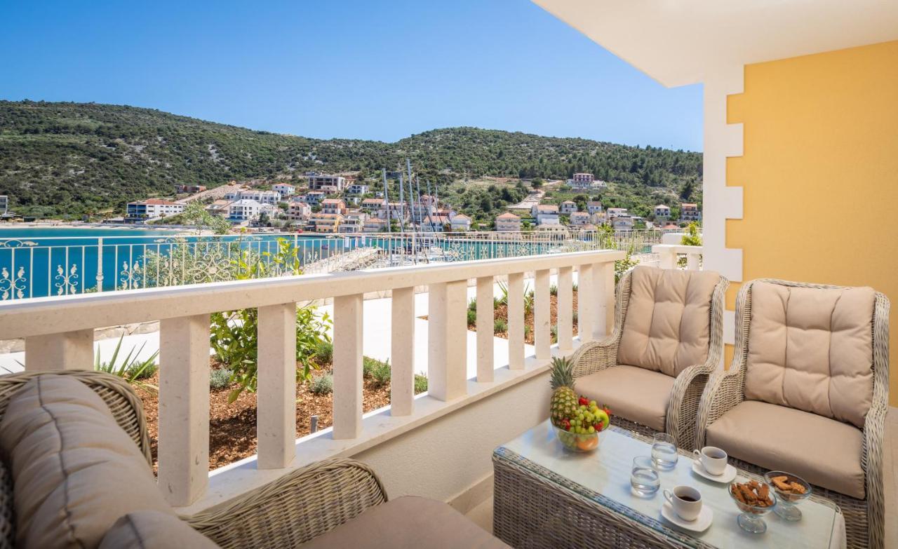 Apartments Villa Maracella Marina Eksteriør bilde