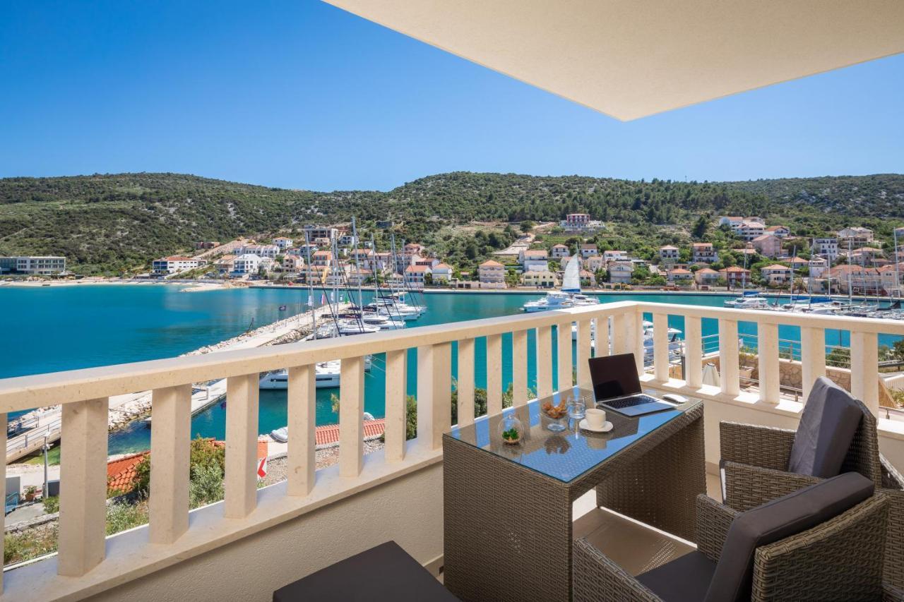 Apartments Villa Maracella Marina Eksteriør bilde