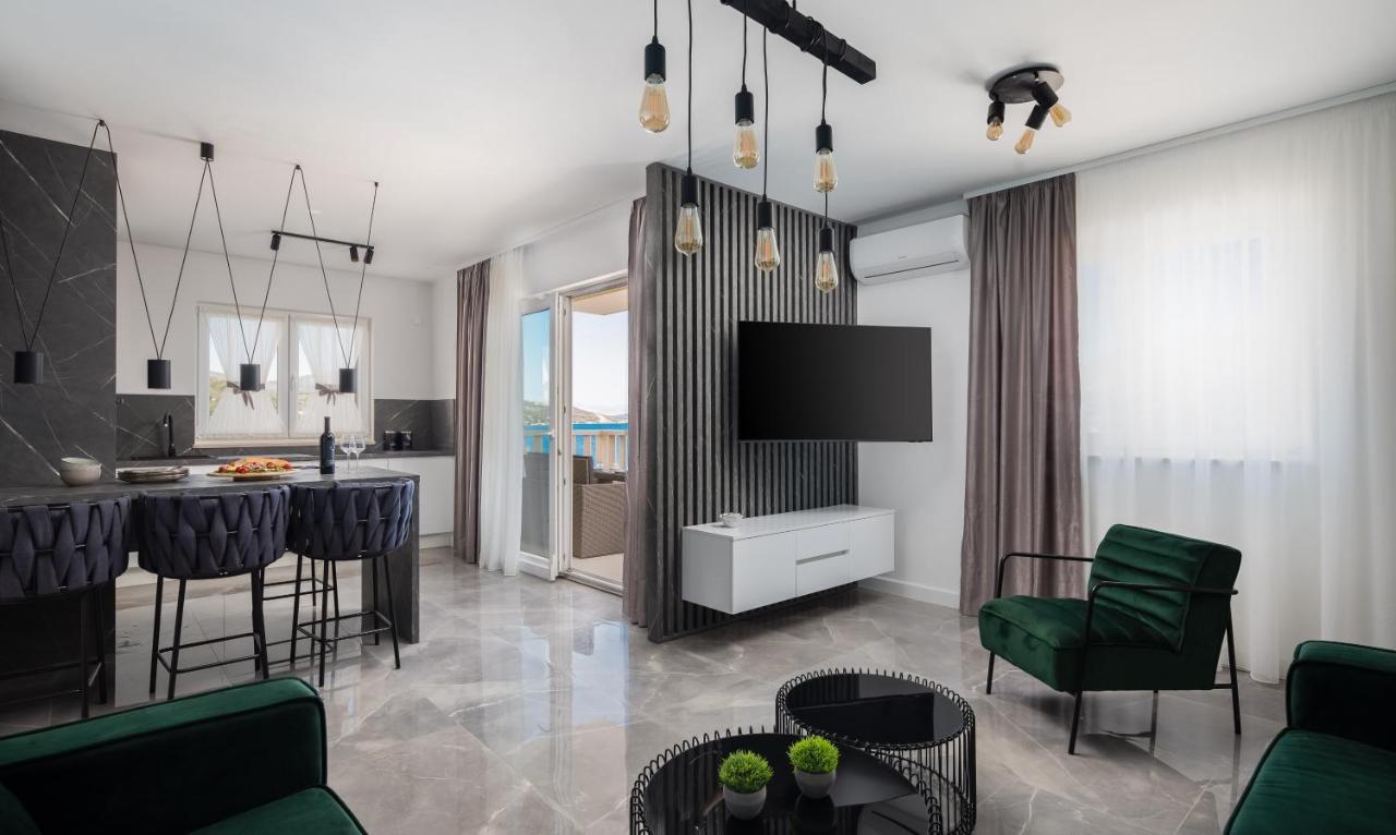 Apartments Villa Maracella Marina Eksteriør bilde
