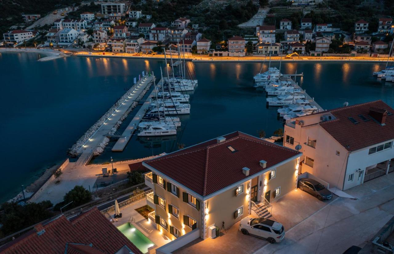 Apartments Villa Maracella Marina Eksteriør bilde